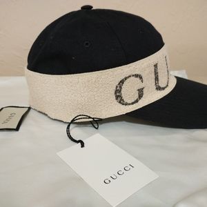 SOLD! NWT Authentic Black/ Beige GUCCI Gaberdine Baseball Stretch Band Hat S/57